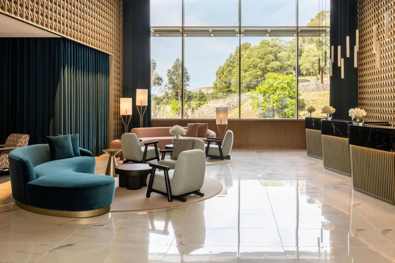Renaissance Porto Lapa Hotel Esterno foto The lobby of the hotel