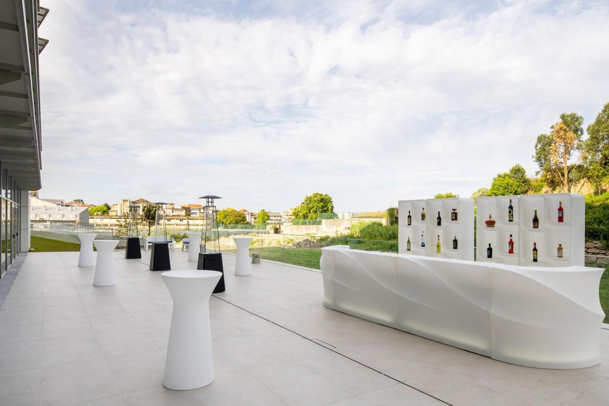 Renaissance Porto Lapa Hotel Esterno foto The terrace